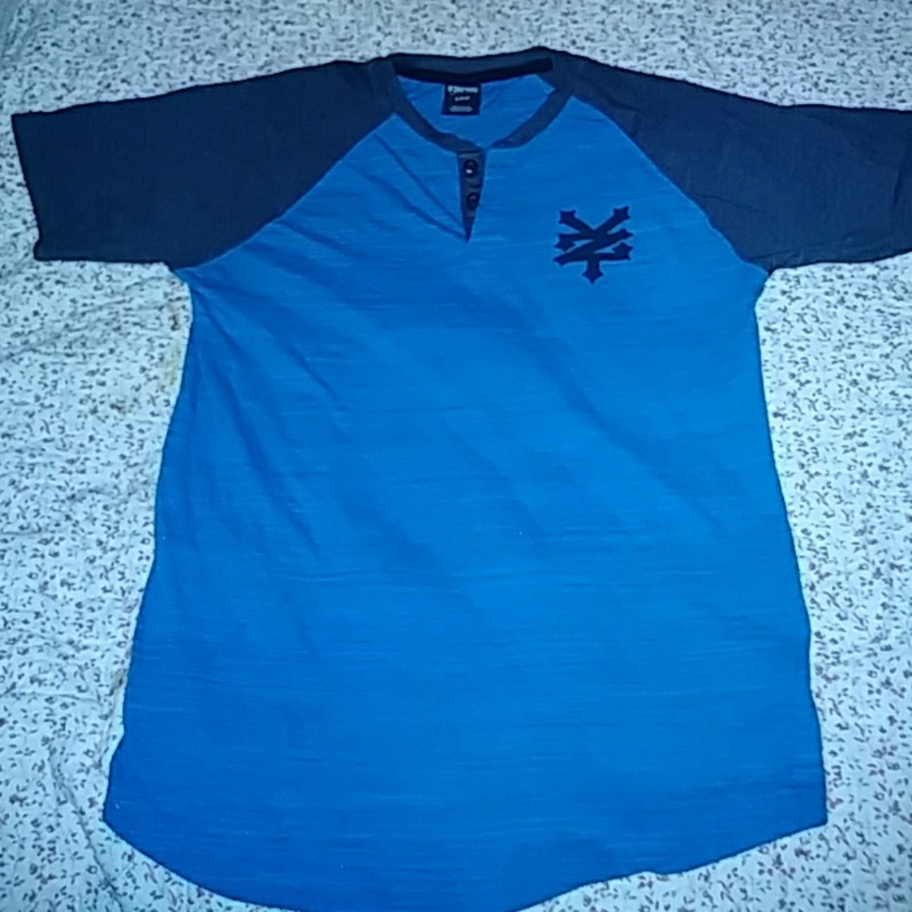 Button Polo